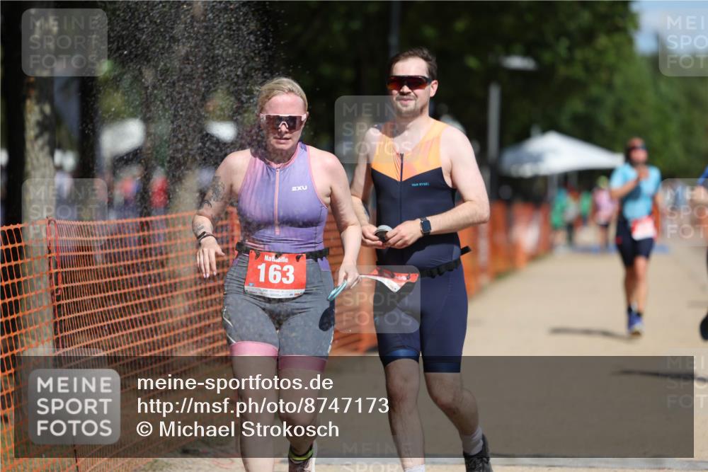 07.09.2025 - 19. Norderstedt Triathlon Michael Strokosch http://msf.ph/oto/8747173 07.09.2025 12:37:38 Laufen 162, 163, 192, 699, 761 meine-sportfotos.de