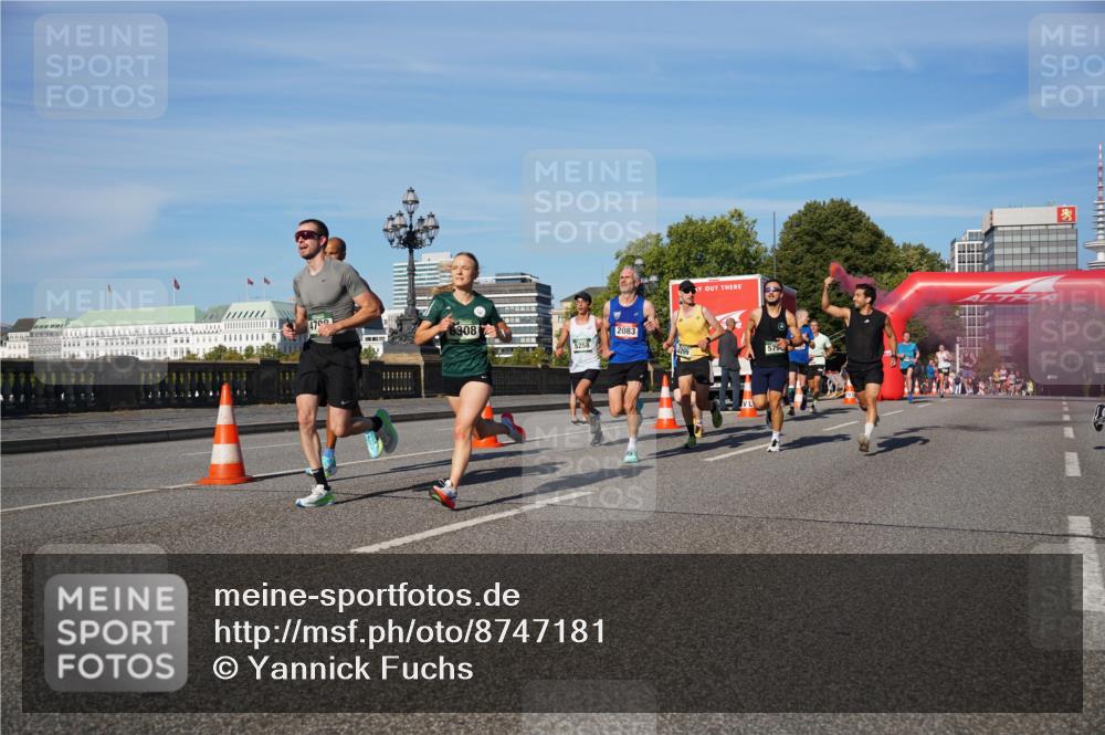 07.09.2025 - BARMER Alsterlauf Yannick Fuchs http://msf.ph/oto/8747181 07.09.2025 09:32:19 Laufen 470, 6308, 5258, 2083, 575 meine-sportfotos.de