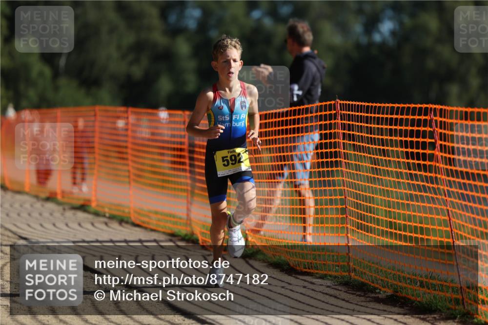 07.09.2025 - 19. Norderstedt Triathlon Michael Strokosch http://msf.ph/oto/8747182 07.09.2025 09:45:15 Laufen 592, 617 meine-sportfotos.de