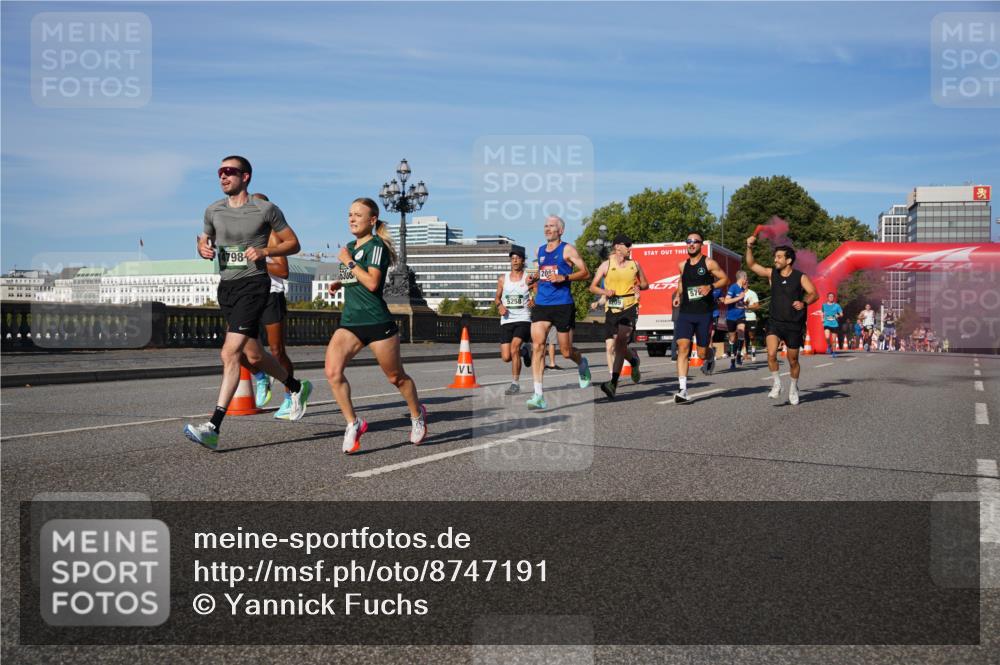07.09.2025 - BARMER Alsterlauf Yannick Fuchs http://msf.ph/oto/8747191 07.09.2025 09:32:19 Laufen 4798, 6308, 2002, 57 meine-sportfotos.de