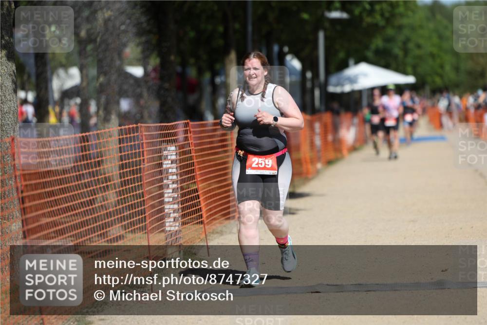 07.09.2025 - 19. Norderstedt Triathlon Michael Strokosch http://msf.ph/oto/8747327 07.09.2025 12:37:46 Laufen 259, 699 meine-sportfotos.de