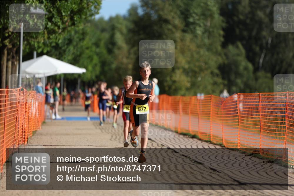 07.09.2025 - 19. Norderstedt Triathlon Michael Strokosch http://msf.ph/oto/8747371 07.09.2025 09:45:41 Laufen 574, 577 meine-sportfotos.de