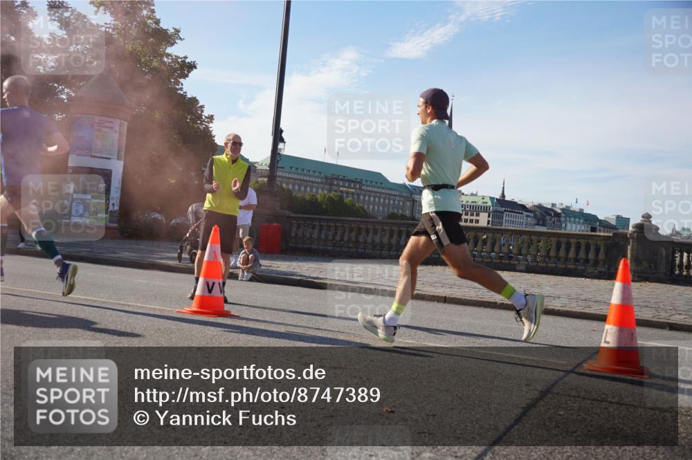 07.09.2025 - BARMER Alsterlauf Yannick Fuchs http://msf.ph/oto/8747389 07.09.2025 09:32:25 Laufen 202 meine-sportfotos.de