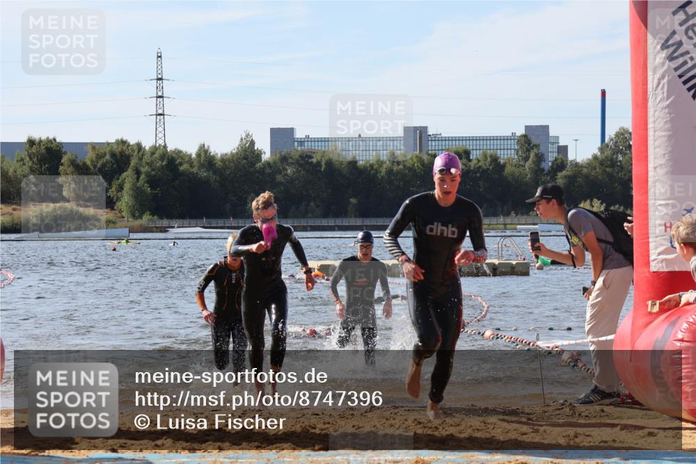 07.09.2025 - 19. Norderstedt Triathlon Luisa Fischer http://msf.ph/oto/8747396 07.09.2025 10:49:00 Schwimmen 1163, 1165, 1168, 1185, 1191 meine-sportfotos.de