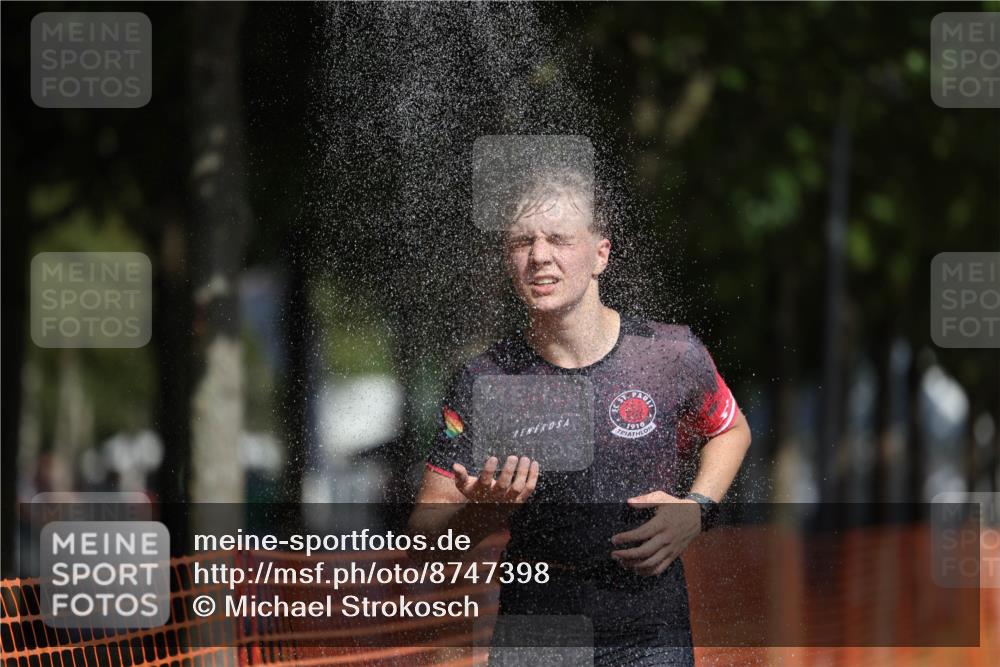 07.09.2025 - 19. Norderstedt Triathlon Michael Strokosch http://msf.ph/oto/8747398 07.09.2025 12:01:08 Laufen 787, 1156 meine-sportfotos.de