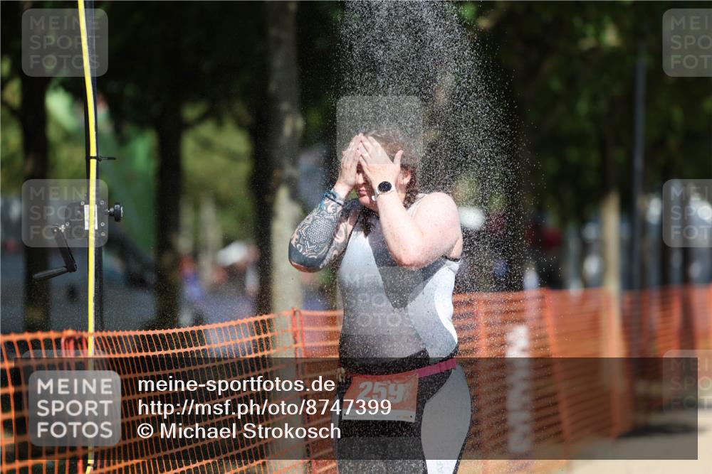 07.09.2025 - 19. Norderstedt Triathlon Michael Strokosch http://msf.ph/oto/8747399 07.09.2025 12:37:50 Laufen 259 meine-sportfotos.de