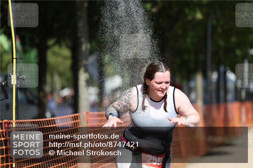 07.09.2025 - 19. Norderstedt Triathlon Michael Strokosch http://msf.ph/oto/8747421 07.09.2025 12:37:50 Laufen 259 meine-sportfotos.de
