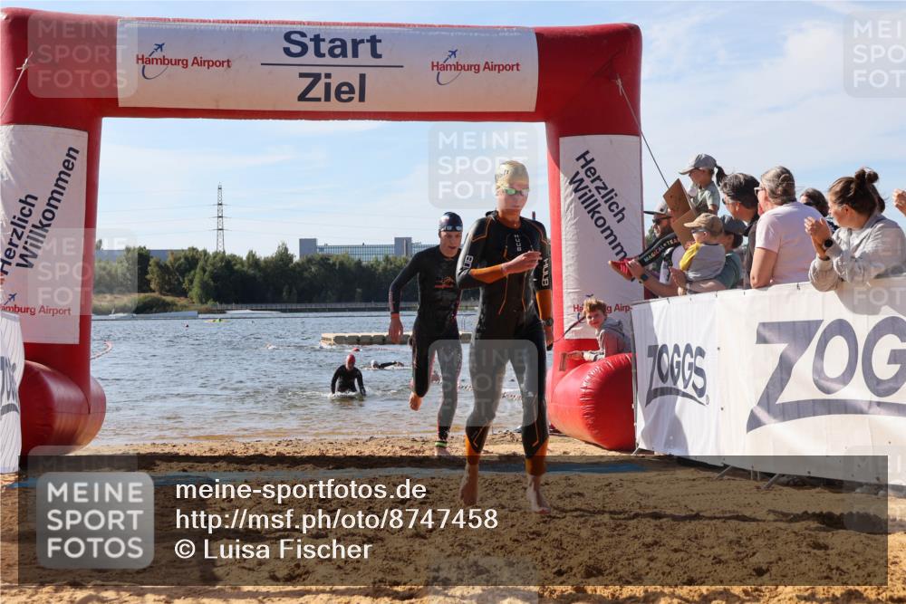 07.09.2025 - 19. Norderstedt Triathlon Luisa Fischer http://msf.ph/oto/8747458 07.09.2025 10:49:03 Schwimmen 1163, 1165, 1168, 1185, 1191 meine-sportfotos.de