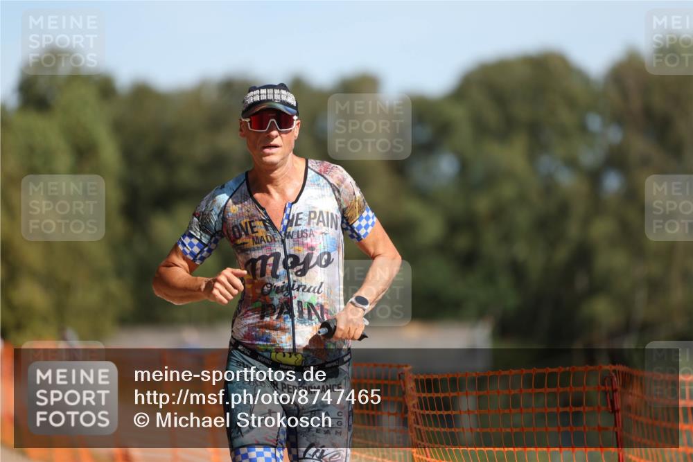 07.09.2025 - 19. Norderstedt Triathlon Michael Strokosch http://msf.ph/oto/8747465 07.09.2025 12:01:10 Laufen 787, 796, 1156 meine-sportfotos.de