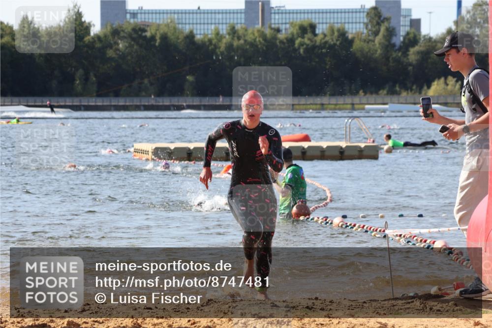 07.09.2025 - 19. Norderstedt Triathlon Luisa Fischer http://msf.ph/oto/8747481 07.09.2025 10:49:07 Schwimmen 1163, 1165, 1168, 1185, 1191, 1196 meine-sportfotos.de