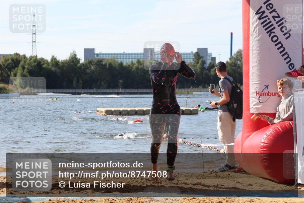 07.09.2025 - 19. Norderstedt Triathlon Luisa Fischer http://msf.ph/oto/8747508 07.09.2025 10:49:09 Schwimmen 1163, 1165, 1168, 1185, 1191, 1196 meine-sportfotos.de
