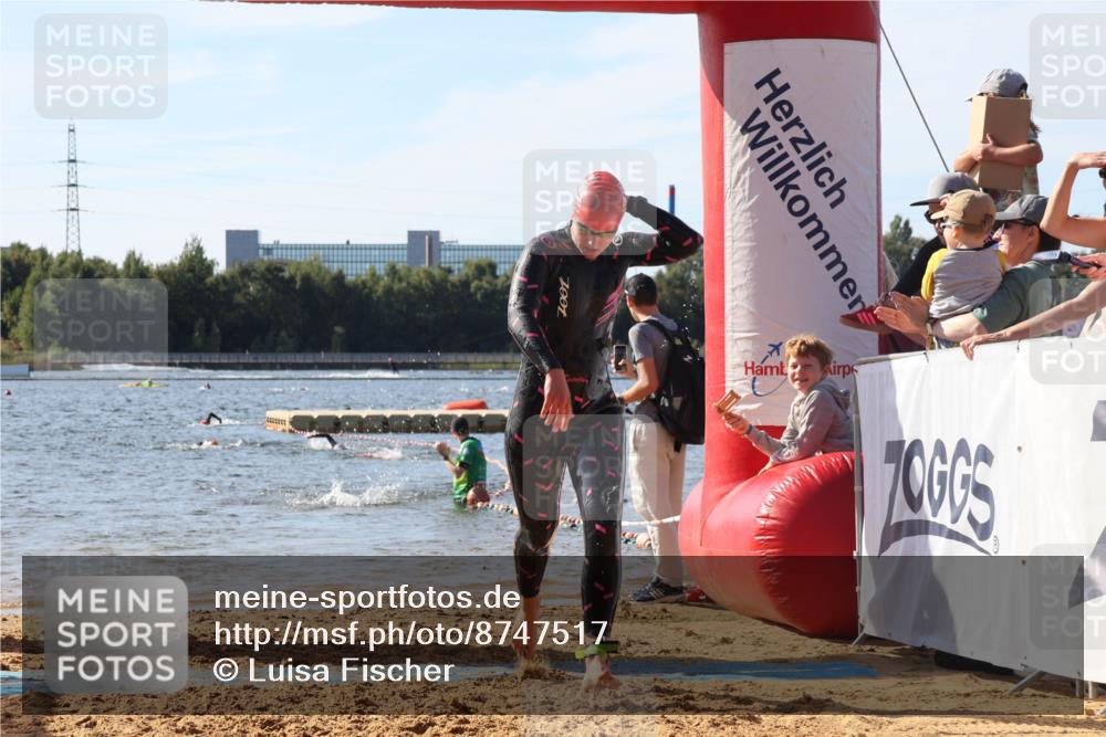 07.09.2025 - 19. Norderstedt Triathlon Luisa Fischer http://msf.ph/oto/8747517 07.09.2025 10:49:10 Schwimmen 1163, 1165, 1168, 1191, 1196 meine-sportfotos.de