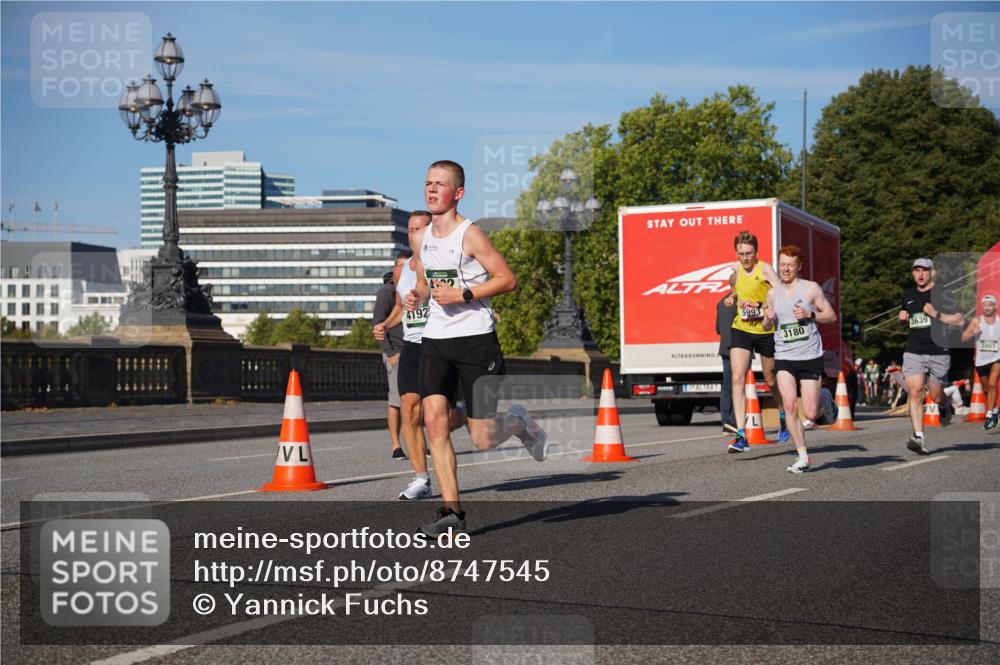 07.09.2025 - BARMER Alsterlauf Yannick Fuchs http://msf.ph/oto/8747545 07.09.2025 09:32:36 Laufen 40, 4192, 432, 5993, 3180, 3639, 1, 2401 meine-sportfotos.de