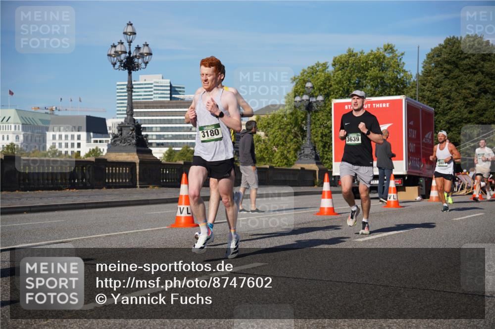 07.09.2025 - BARMER Alsterlauf Yannick Fuchs http://msf.ph/oto/8747602 07.09.2025 09:32:38 Laufen 3180, 3639, 240 meine-sportfotos.de