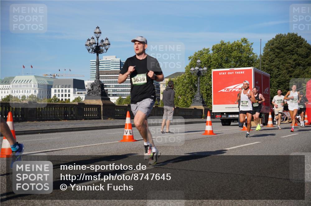 07.09.2025 - BARMER Alsterlauf Yannick Fuchs http://msf.ph/oto/8747645 07.09.2025 09:32:39 Laufen 3639, 2401, 1, 5436, 3733, 2964 meine-sportfotos.de