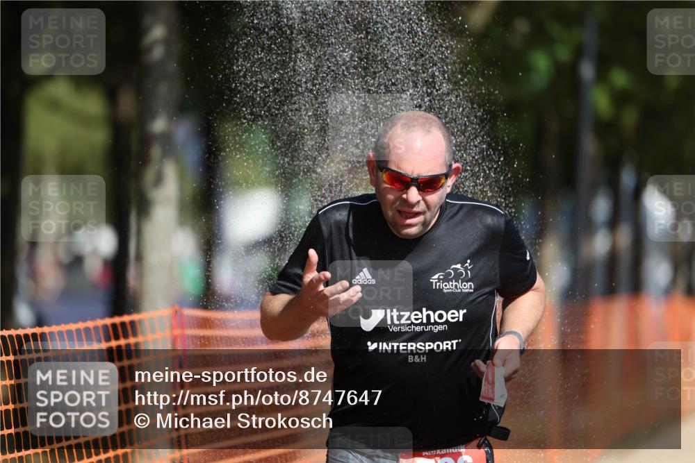 07.09.2025 - 19. Norderstedt Triathlon Michael Strokosch http://msf.ph/oto/8747647 07.09.2025 12:01:18 Laufen 796, 1348 meine-sportfotos.de