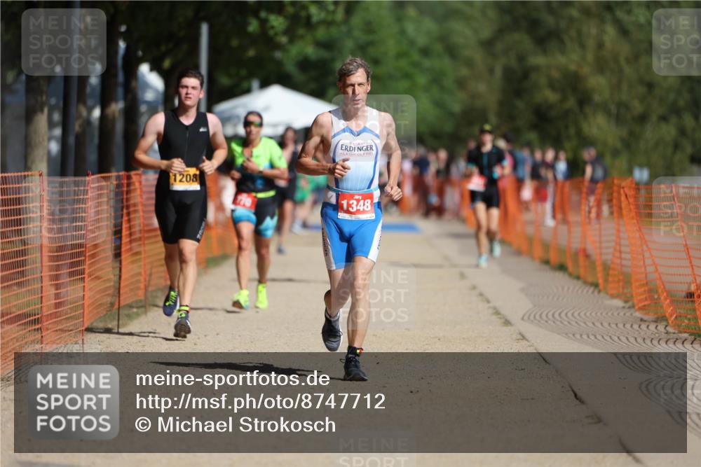 07.09.2025 - 19. Norderstedt Triathlon Michael Strokosch http://msf.ph/oto/8747712 07.09.2025 12:01:23 Laufen 770, 1208, 1348 meine-sportfotos.de