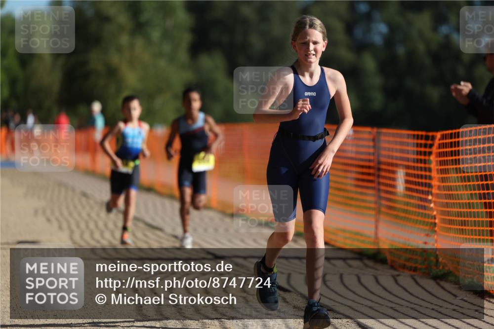 07.09.2025 - 19. Norderstedt Triathlon Michael Strokosch http://msf.ph/oto/8747724 07.09.2025 09:45:55 Laufen 554, 619, 624, 634 meine-sportfotos.de