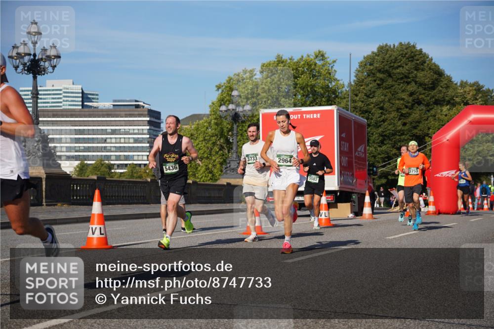 07.09.2025 - BARMER Alsterlauf Yannick Fuchs http://msf.ph/oto/8747733 07.09.2025 09:32:41 Laufen 3733, 2964, 5436, 5582, 3753 meine-sportfotos.de