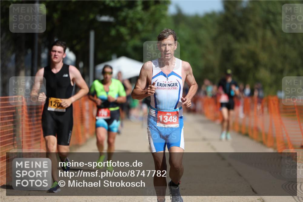 07.09.2025 - 19. Norderstedt Triathlon Michael Strokosch http://msf.ph/oto/8747782 07.09.2025 12:01:25 Laufen 770, 1208, 1332, 1348 meine-sportfotos.de