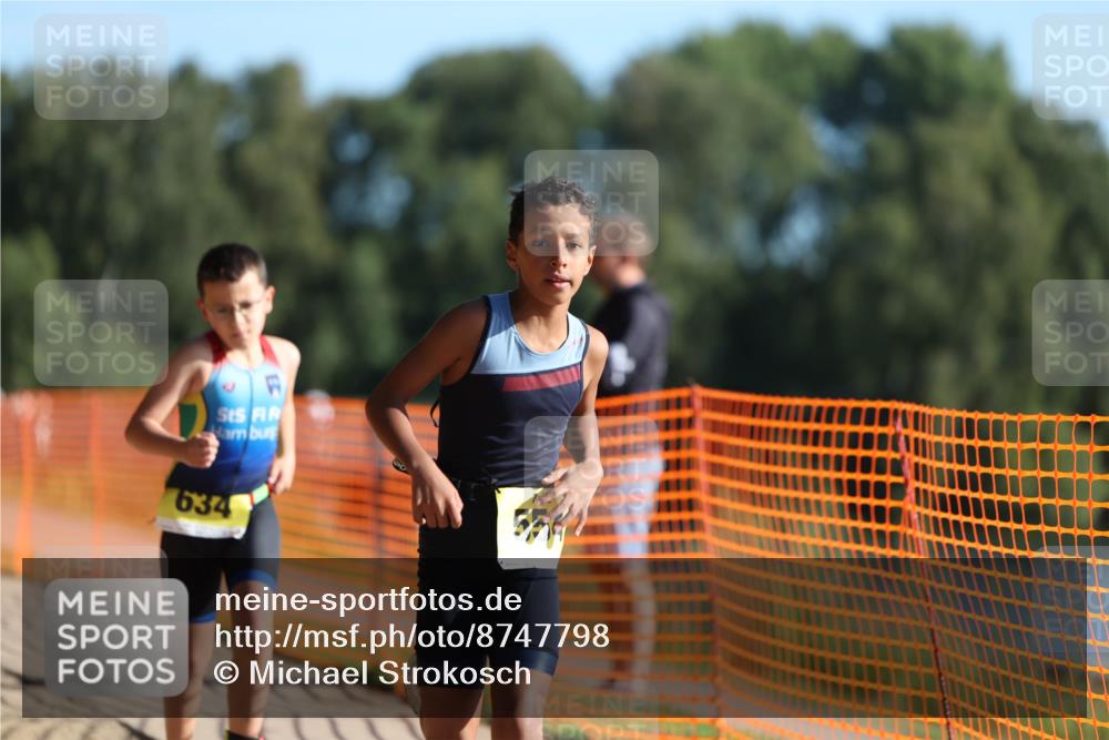 07.09.2025 - 19. Norderstedt Triathlon Michael Strokosch http://msf.ph/oto/8747798 07.09.2025 09:45:58 Laufen 554, 619, 624, 634 meine-sportfotos.de