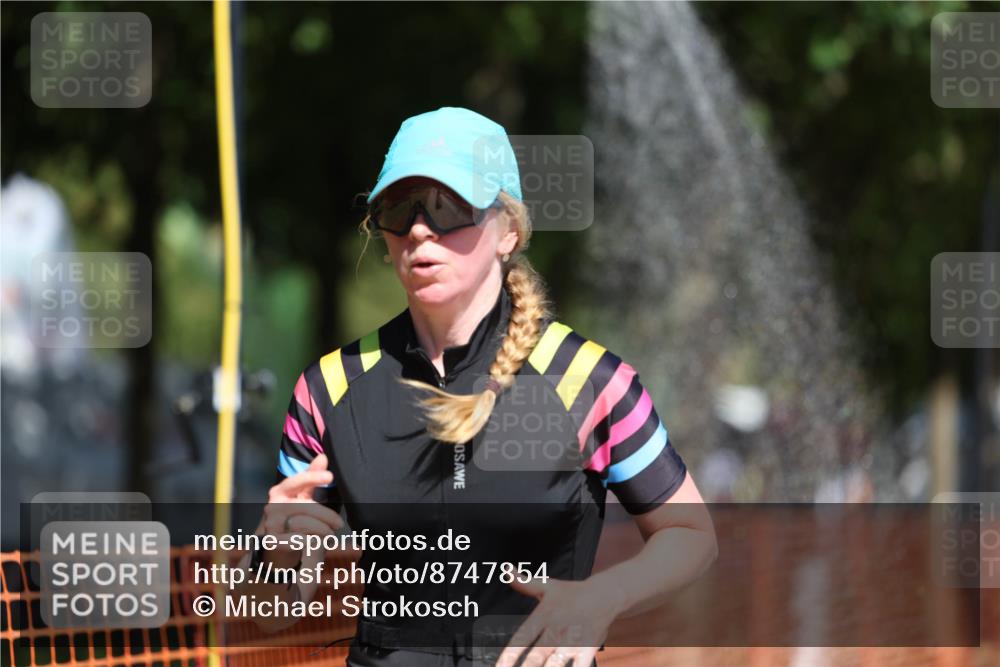 07.09.2025 - 19. Norderstedt Triathlon Michael Strokosch http://msf.ph/oto/8747854 07.09.2025 12:38:22 Laufen 299, 715 meine-sportfotos.de