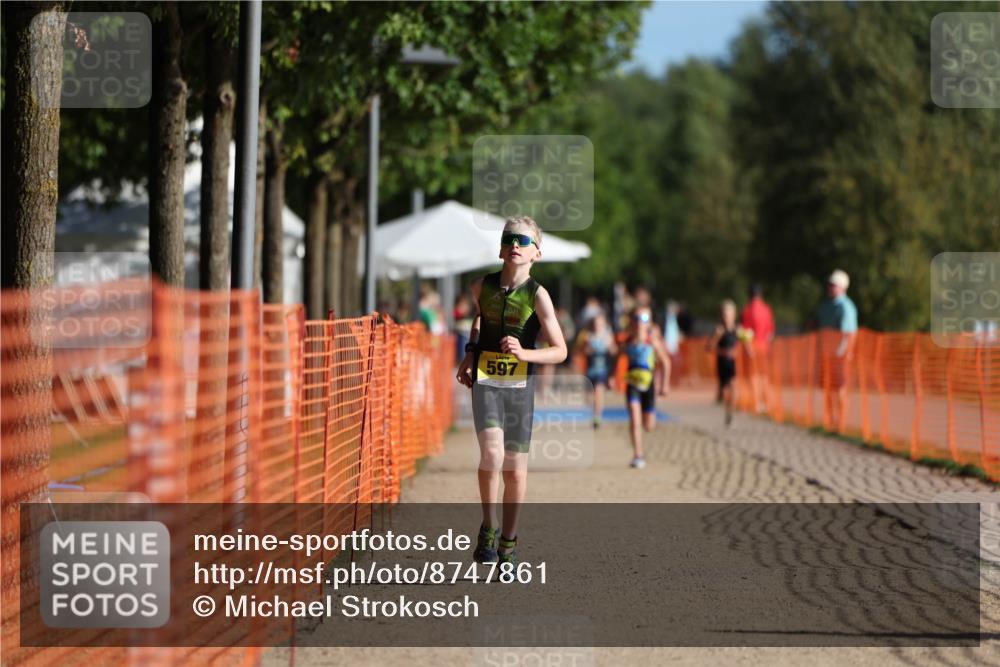 07.09.2025 - 19. Norderstedt Triathlon Michael Strokosch http://msf.ph/oto/8747861 07.09.2025 09:46:09 Laufen 597 meine-sportfotos.de