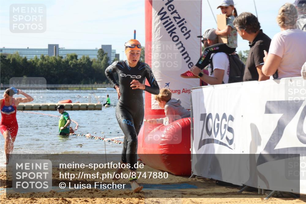 07.09.2025 - 19. Norderstedt Triathlon Luisa Fischer http://msf.ph/oto/8747880 07.09.2025 10:50:21 Schwimmen 238, 1157, 1160, 1189, 1335 meine-sportfotos.de