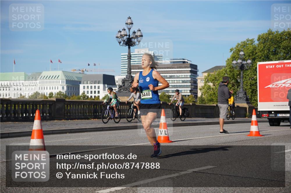 07.09.2025 - BARMER Alsterlauf Yannick Fuchs http://msf.ph/oto/8747888 07.09.2025 09:32:47 Laufen 5440, 1 meine-sportfotos.de