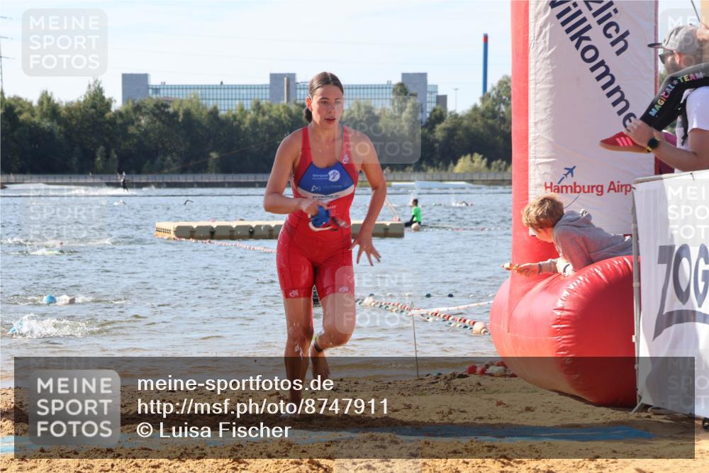 07.09.2025 - 19. Norderstedt Triathlon Luisa Fischer http://msf.ph/oto/8747911 07.09.2025 10:50:23 Schwimmen 1157, 1160, 1167, 1189, 1335 meine-sportfotos.de