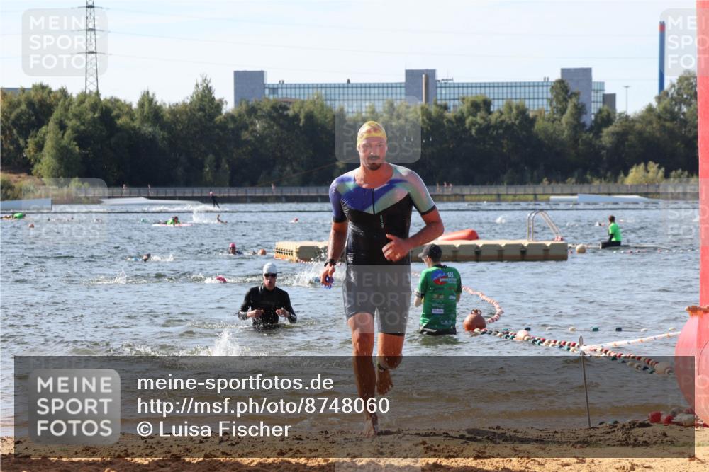 07.09.2025 - 19. Norderstedt Triathlon Luisa Fischer http://msf.ph/oto/8748060 07.09.2025 10:50:55 Schwimmen 749, 1173 meine-sportfotos.de