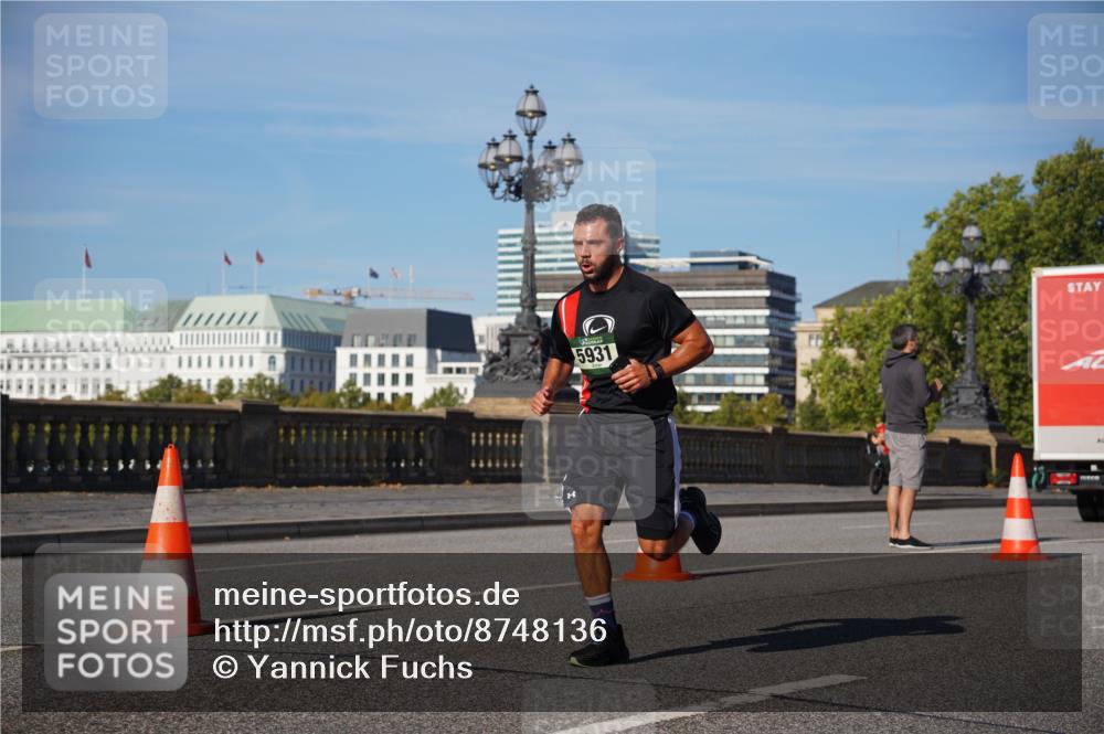 07.09.2025 - BARMER Alsterlauf Yannick Fuchs http://msf.ph/oto/8748136 07.09.2025 09:33:00 Laufen 5931 meine-sportfotos.de