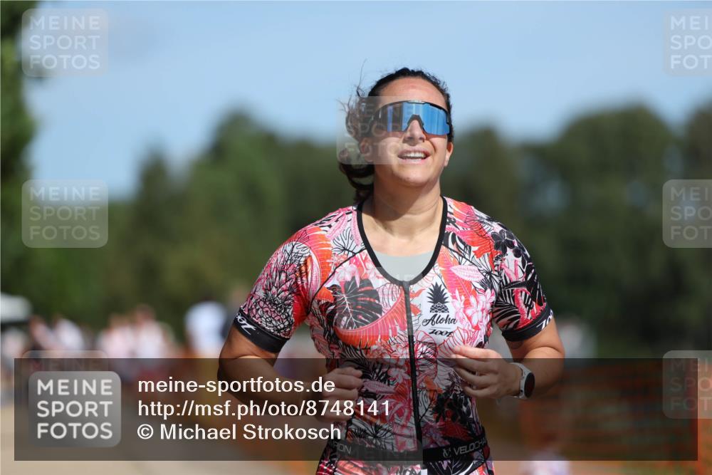 07.09.2025 - 19. Norderstedt Triathlon Michael Strokosch http://msf.ph/oto/8748141 07.09.2025 12:38:54 Laufen 195, 724, 792 meine-sportfotos.de