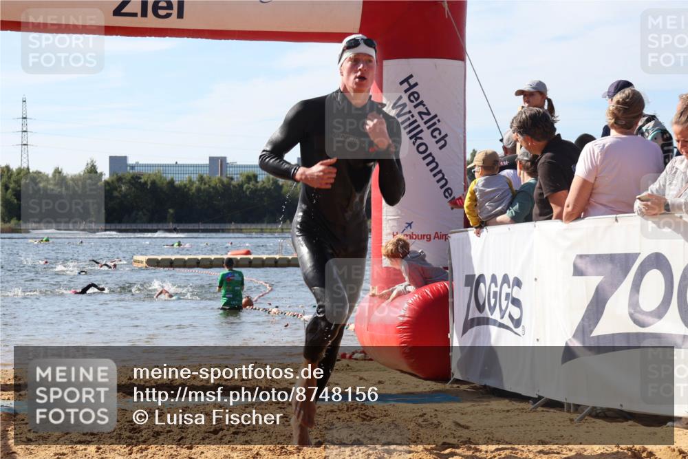 07.09.2025 - 19. Norderstedt Triathlon Luisa Fischer http://msf.ph/oto/8748156 07.09.2025 10:51:07 Schwimmen 749, 1172, 1202 meine-sportfotos.de