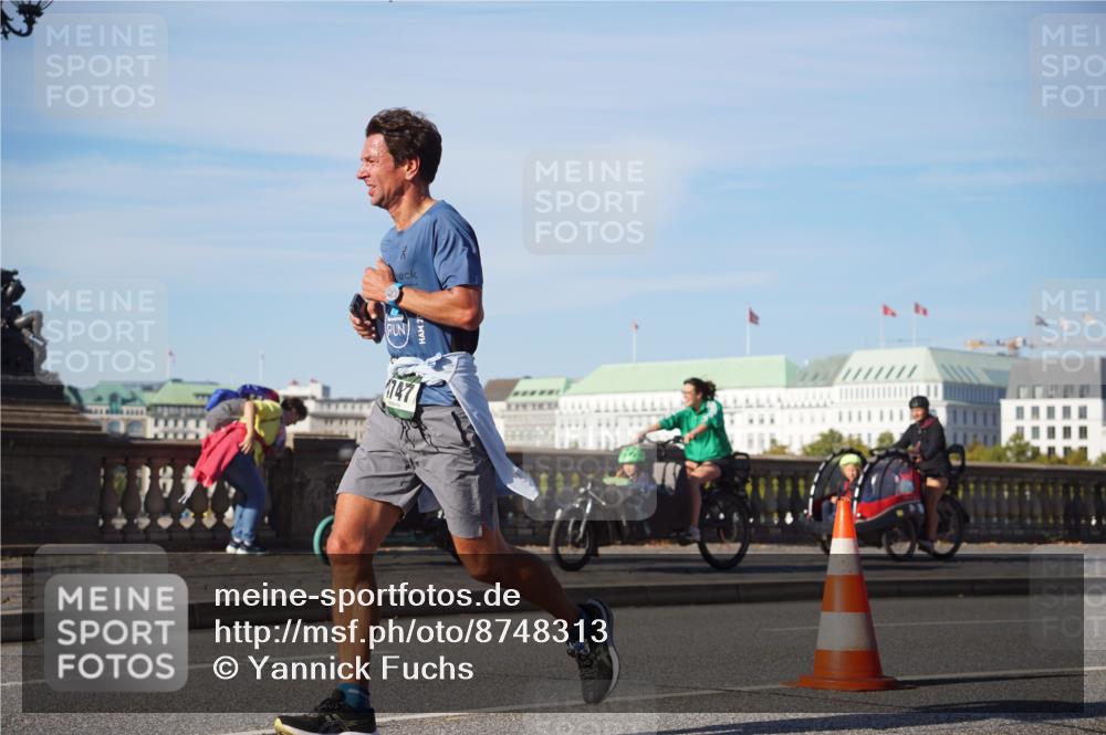 07.09.2025 - BARMER Alsterlauf Yannick Fuchs http://msf.ph/oto/8748313 07.09.2025 09:33:08 Laufen 747 meine-sportfotos.de
