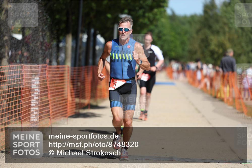 07.09.2025 - 19. Norderstedt Triathlon Michael Strokosch http://msf.ph/oto/8748320 07.09.2025 12:39:12 Laufen 791, 826, 849 meine-sportfotos.de