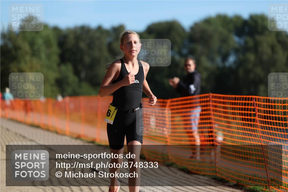 07.09.2025 - 19. Norderstedt Triathlon Michael Strokosch http://msf.ph/oto/8748333 07.09.2025 09:46:38 Laufen 616 meine-sportfotos.de
