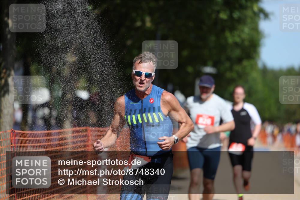 07.09.2025 - 19. Norderstedt Triathlon Michael Strokosch http://msf.ph/oto/8748340 07.09.2025 12:39:13 Laufen 791, 826, 849 meine-sportfotos.de