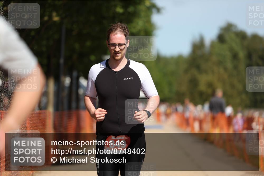 07.09.2025 - 19. Norderstedt Triathlon Michael Strokosch http://msf.ph/oto/8748402 07.09.2025 12:39:17 Laufen 791, 826, 849 meine-sportfotos.de
