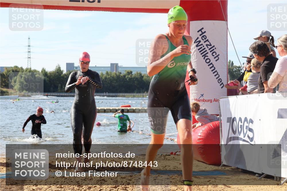 07.09.2025 - 19. Norderstedt Triathlon Luisa Fischer http://msf.ph/oto/8748443 07.09.2025 10:51:58 Schwimmen 844, 1164, 1178, 1211, 1340, 1390 meine-sportfotos.de