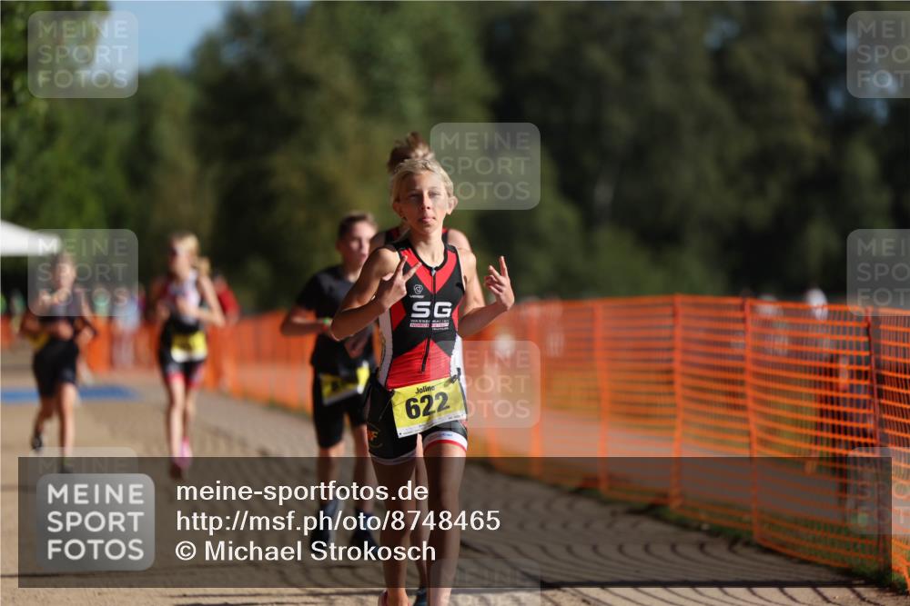 07.09.2025 - 19. Norderstedt Triathlon Michael Strokosch http://msf.ph/oto/8748465 07.09.2025 09:46:58 Laufen 602, 606, 608, 615, 622 meine-sportfotos.de