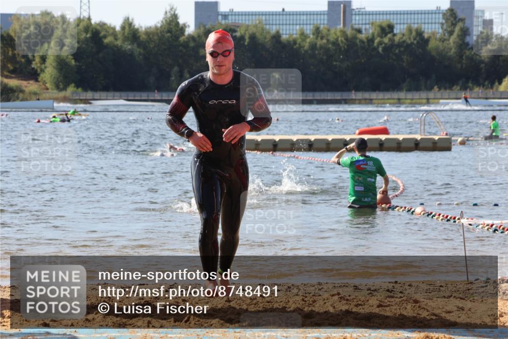 07.09.2025 - 19. Norderstedt Triathlon Luisa Fischer http://msf.ph/oto/8748491 07.09.2025 10:52:03 Schwimmen 1164, 1178, 1340, 1390 meine-sportfotos.de