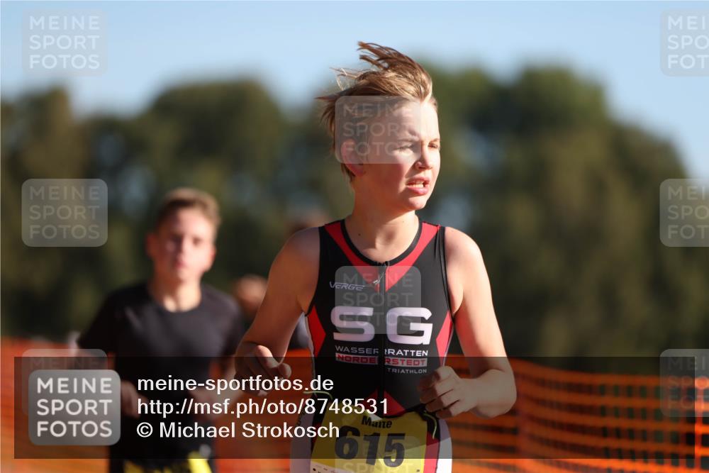 07.09.2025 - 19. Norderstedt Triathlon Michael Strokosch http://msf.ph/oto/8748531 07.09.2025 09:47:02 Laufen 602, 606, 608, 615, 622 meine-sportfotos.de