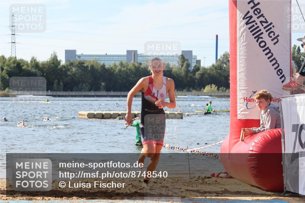 07.09.2025 - 19. Norderstedt Triathlon Luisa Fischer http://msf.ph/oto/8748540 07.09.2025 10:52:18 Schwimmen 1155, 1170 meine-sportfotos.de