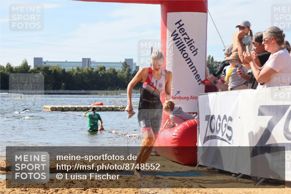 07.09.2025 - 19. Norderstedt Triathlon Luisa Fischer http://msf.ph/oto/8748552 07.09.2025 10:52:18 Schwimmen 1155, 1170 meine-sportfotos.de