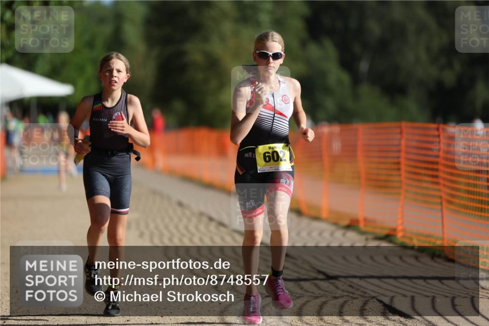 07.09.2025 - 19. Norderstedt Triathlon Michael Strokosch http://msf.ph/oto/8748557 07.09.2025 09:47:03 Laufen 602, 606, 608, 615, 622 meine-sportfotos.de