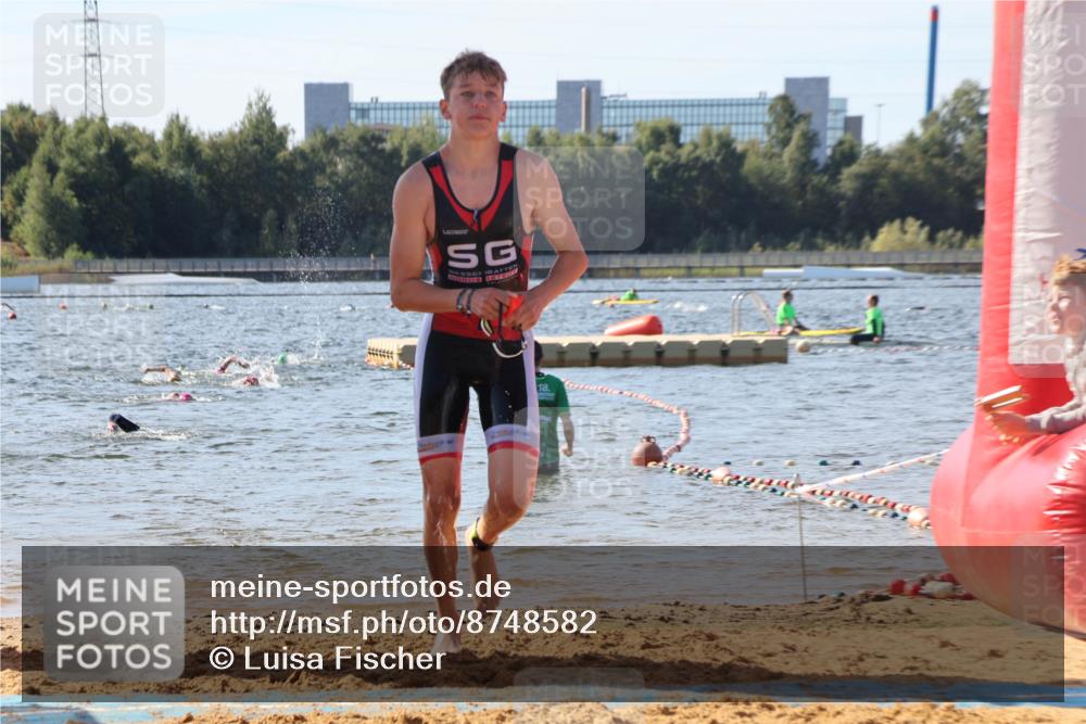 07.09.2025 - 19. Norderstedt Triathlon Luisa Fischer http://msf.ph/oto/8748582 07.09.2025 10:52:46 Schwimmen 1162, 1179 meine-sportfotos.de