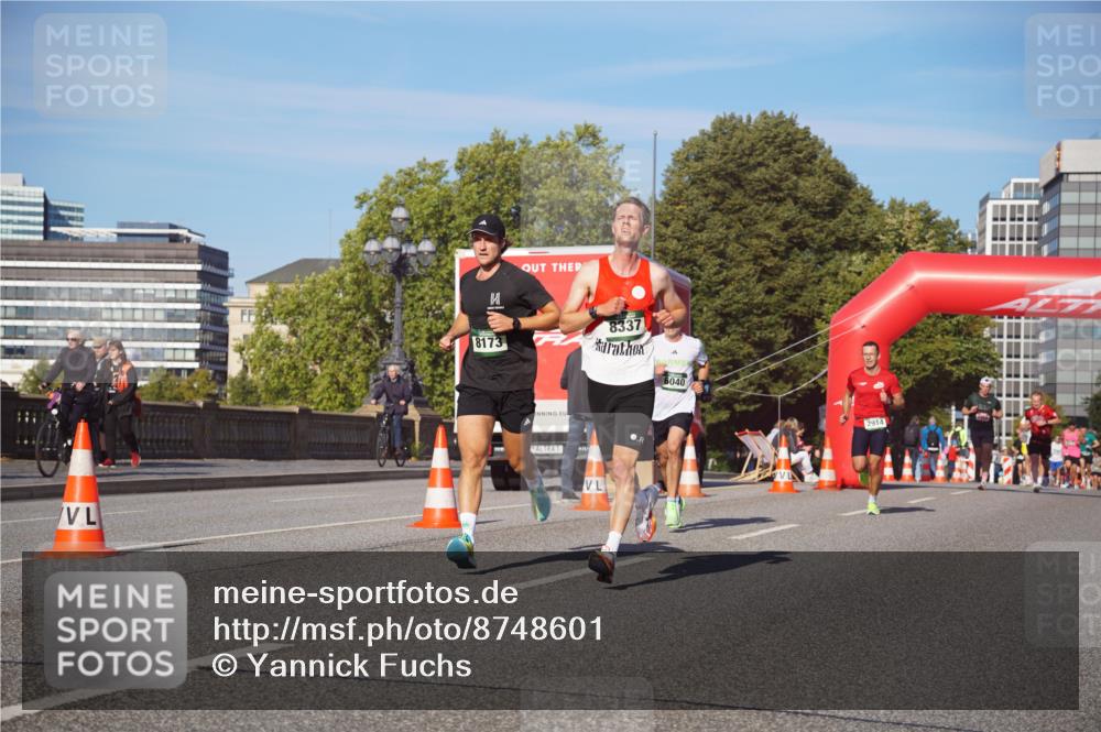 07.09.2025 - BARMER Alsterlauf Yannick Fuchs http://msf.ph/oto/8748601 07.09.2025 09:33:23 Laufen 8173, 8337, 1, 6040, 2914 meine-sportfotos.de