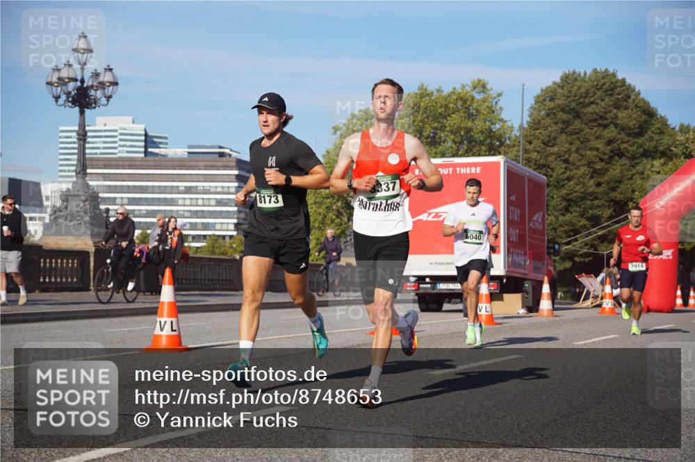 07.09.2025 - BARMER Alsterlauf Yannick Fuchs http://msf.ph/oto/8748653 07.09.2025 09:33:24 Laufen 8173, 337, 6040, 2914 meine-sportfotos.de