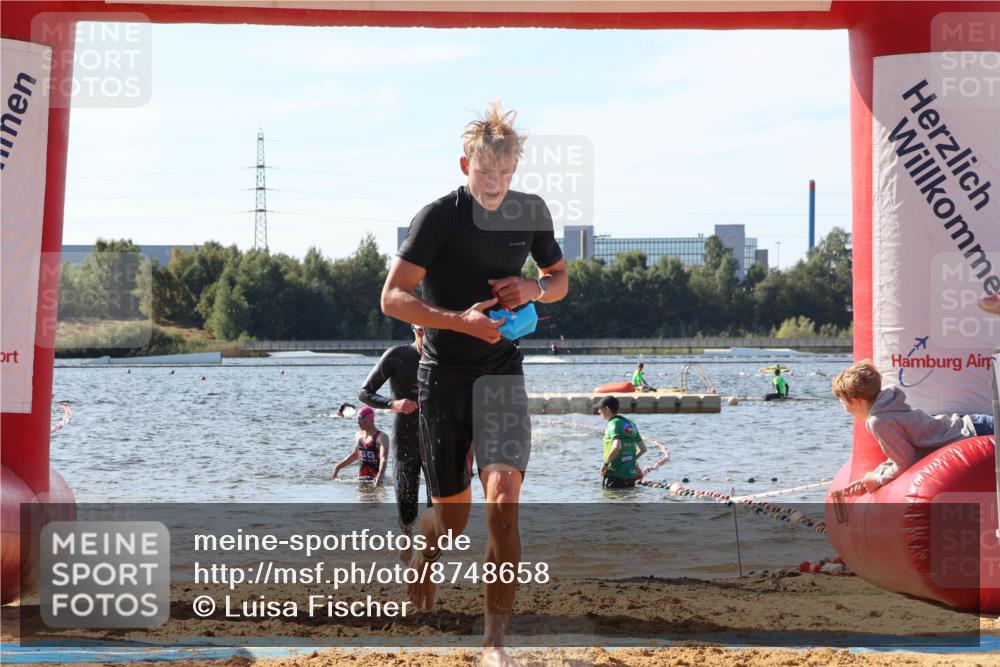 07.09.2025 - 19. Norderstedt Triathlon Luisa Fischer http://msf.ph/oto/8748658 07.09.2025 10:53:05 Schwimmen 200, 1156, 1203 meine-sportfotos.de